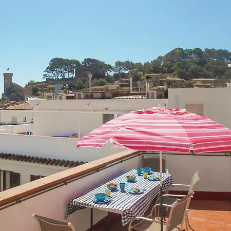 Апартаменты Awesome Apartment In Tossa De Mar With Wifi
