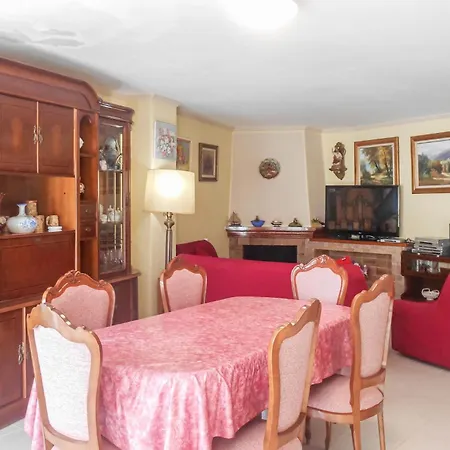 Pet Friendly In * Tossa de Mar